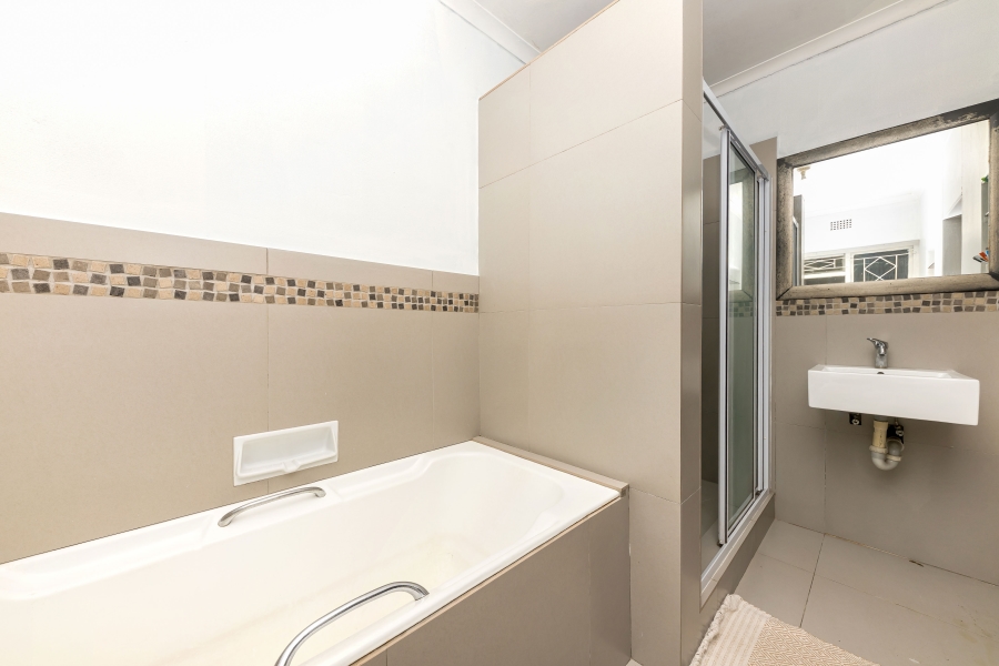 4 Bedroom Property for Sale in Ottery East Western Cape
